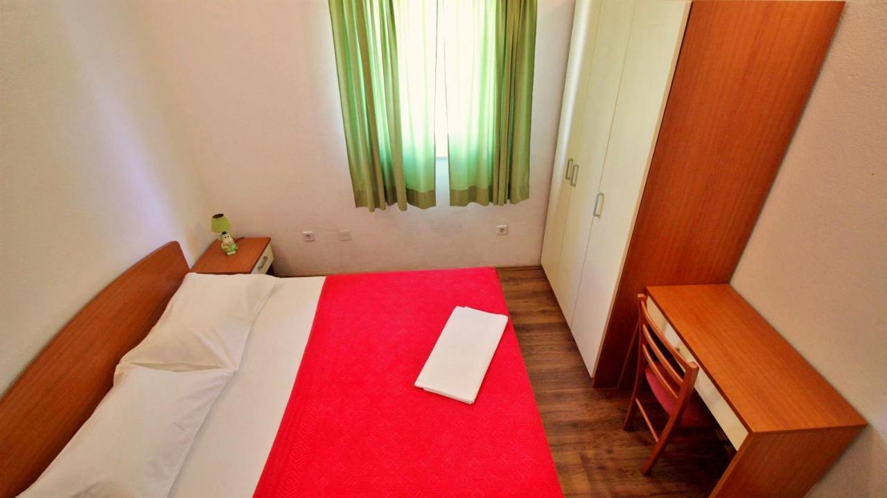 Apartments Marko Nemira Omiš Exteriér fotografie