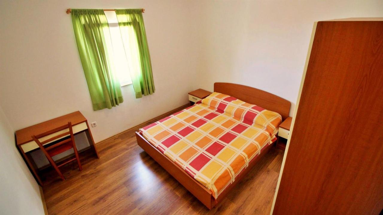 Apartments Marko Nemira Omiš Exteriér fotografie