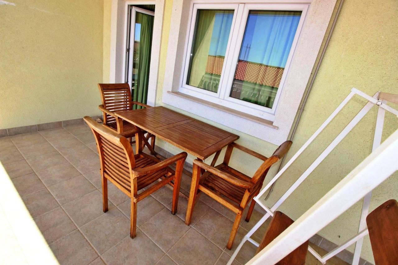 Apartments Marko Nemira Omiš Exteriér fotografie
