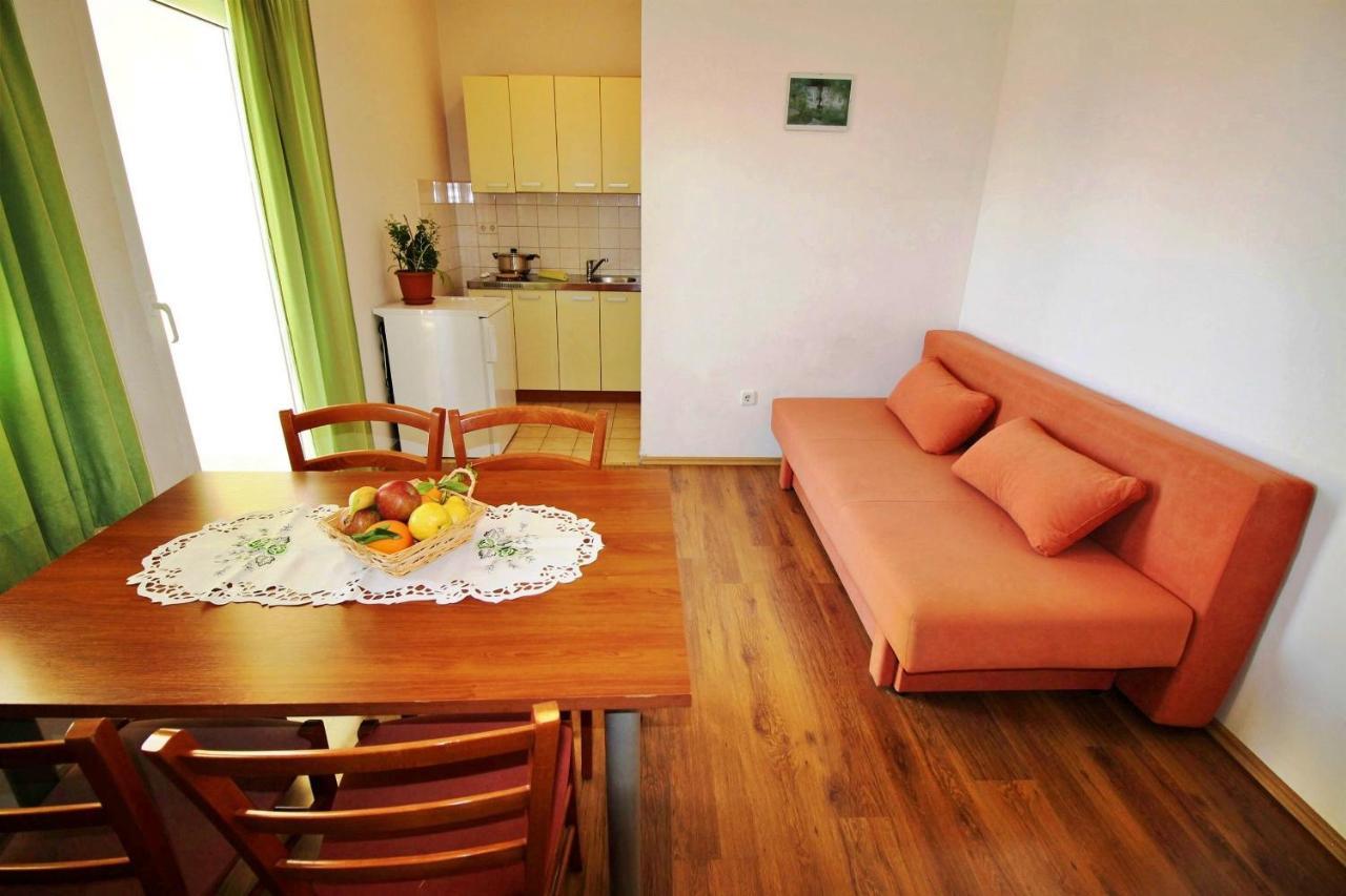 Apartments Marko Nemira Omiš Exteriér fotografie